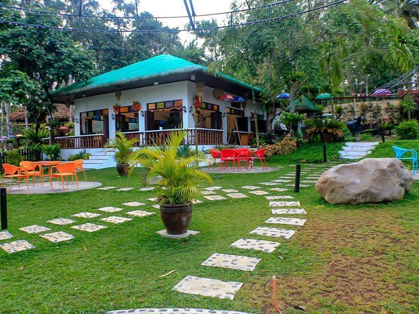 แซมคารา เรสเทอรองต์ แอนด์ การ์เดน รีสอร์ต Hotel Lucban ภายนอก รูปภาพ
