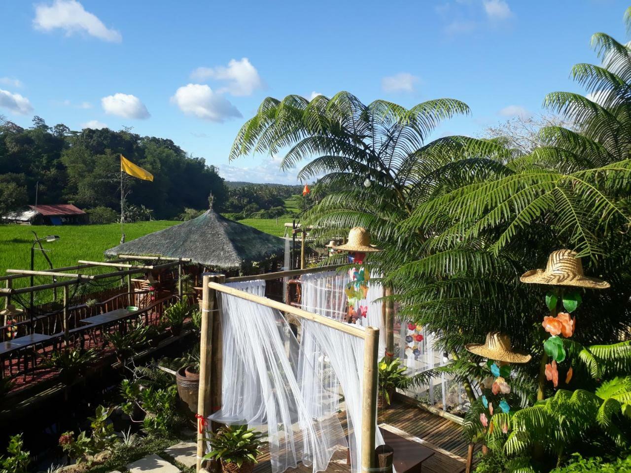 แซมคารา เรสเทอรองต์ แอนด์ การ์เดน รีสอร์ต Hotel Lucban ภายนอก รูปภาพ